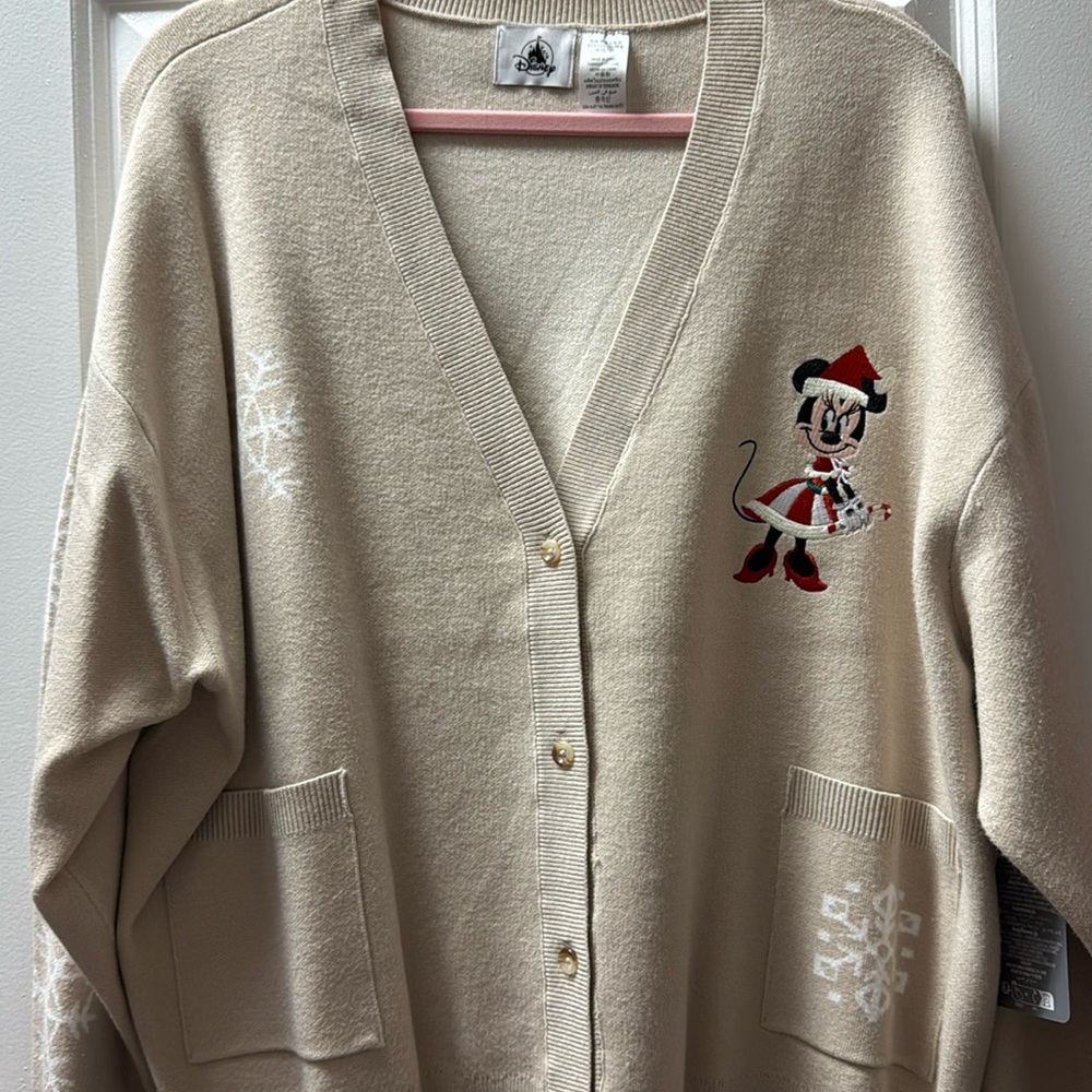 Cute Minnie Mouse Cardigan in Santa outfit